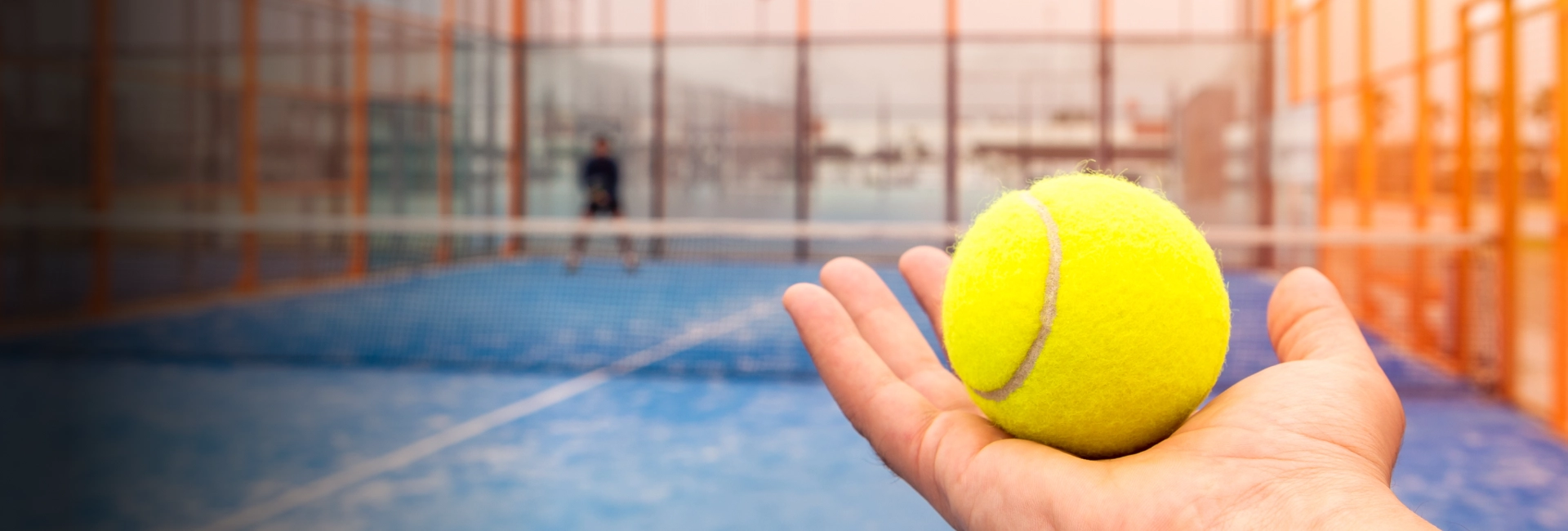 Banner Juega al máximo nivel con nuestras pistas de pádel, diseñadas para tu rendimiento y diversión. Banner Juega al máximo nivel con nuestras pistas de pádel, diseñadas para tu rendimiento y diversión.