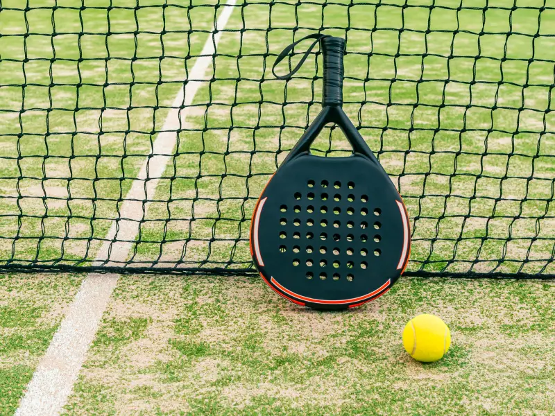 El origen del pádel y su llegada a España: una pasión deportiva en constante crecimiento El origen del pádel y su llegada a España: una pasión deportiva en constante crecimiento