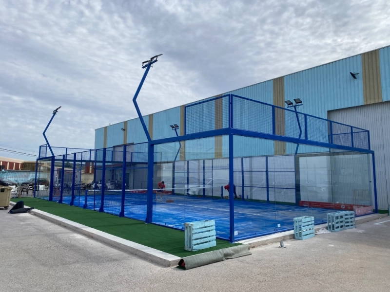 Imagem de um campo de padel Panorámica Luxury